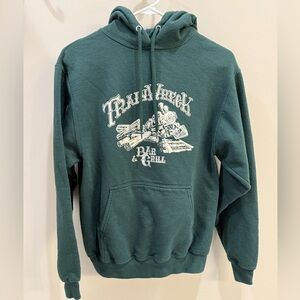 Trainwreck Bar & Grill hoodie - Dark Green